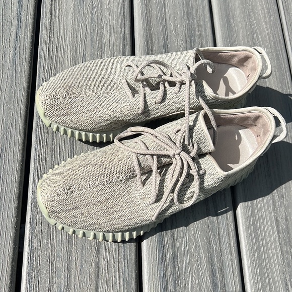adidas gazelle silver green womens Yeezy 350 V1 “Moonrock” main image 1